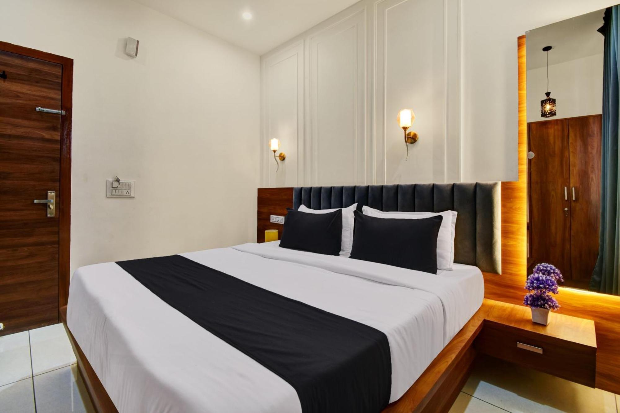 Hotel M.S Jaipur Luaran gambar